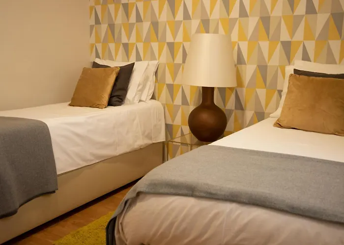 North Star Flats @ Dom Luis I Bridge Apartment