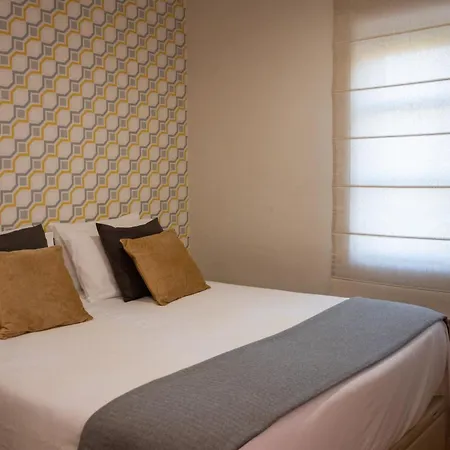 North Star Flats @ Dom Luis I Bridge 公寓