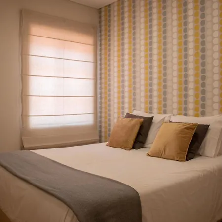 North Star Flats @ Dom Luis I Bridge 公寓