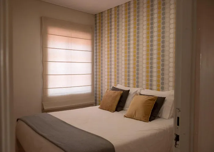 North Star Flats @ Dom Luis I Bridge